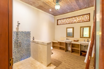 villa angsa by nakula