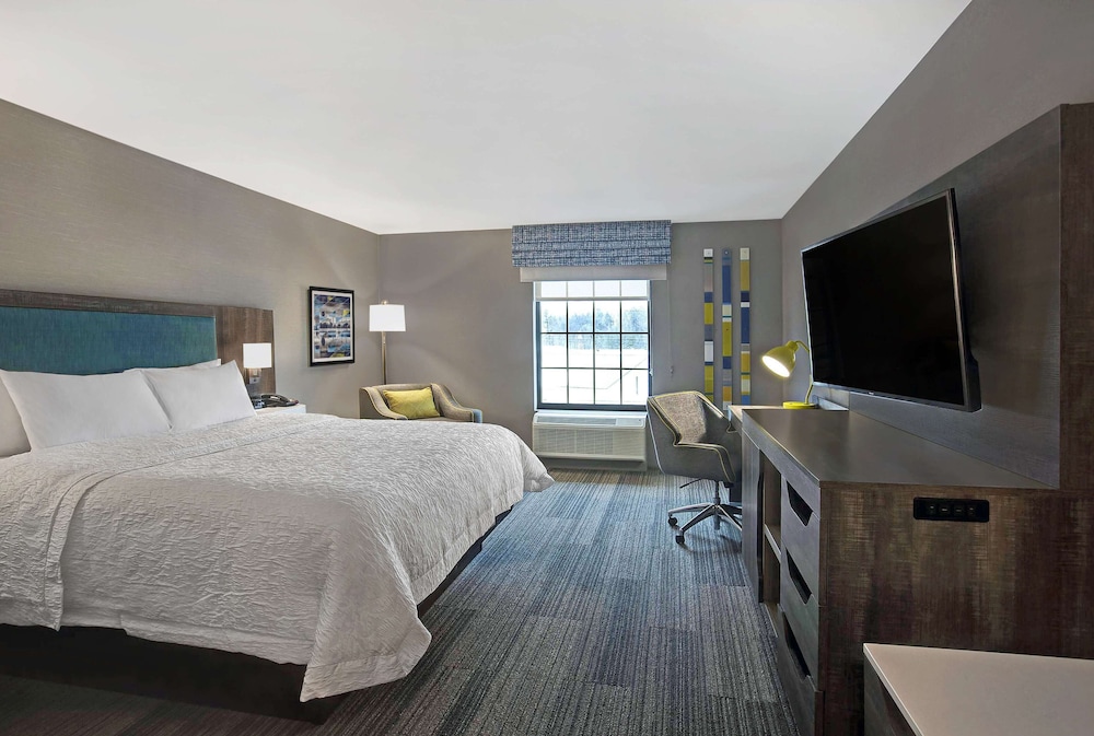 hampton inn westfield
