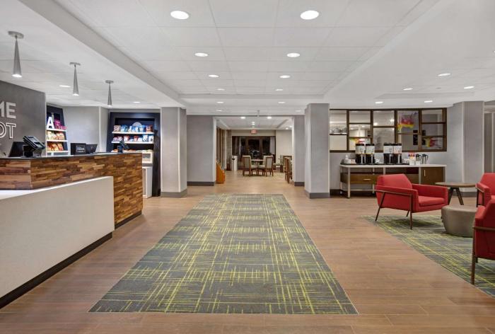 hampton inn westfield