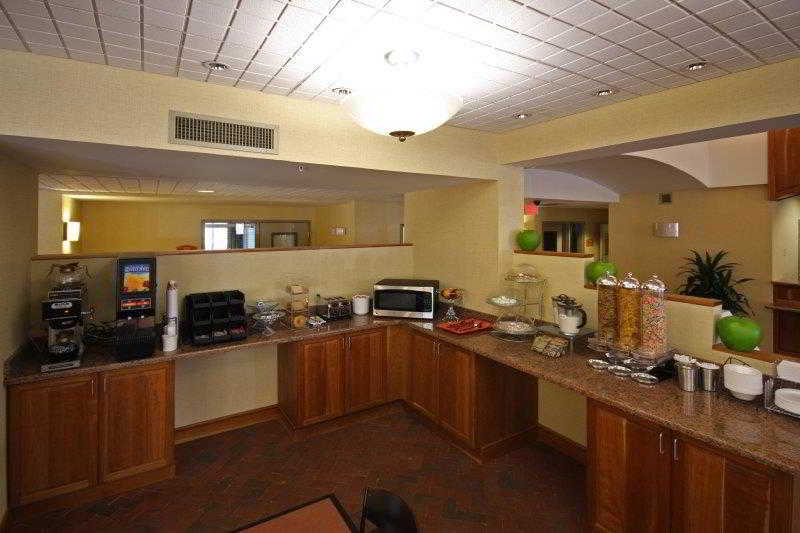 super 8 by wyndham natchez
