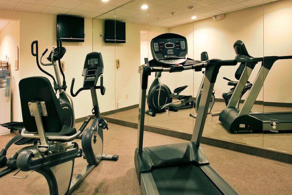 holiday inn express hotel and suites brooksville by ihg