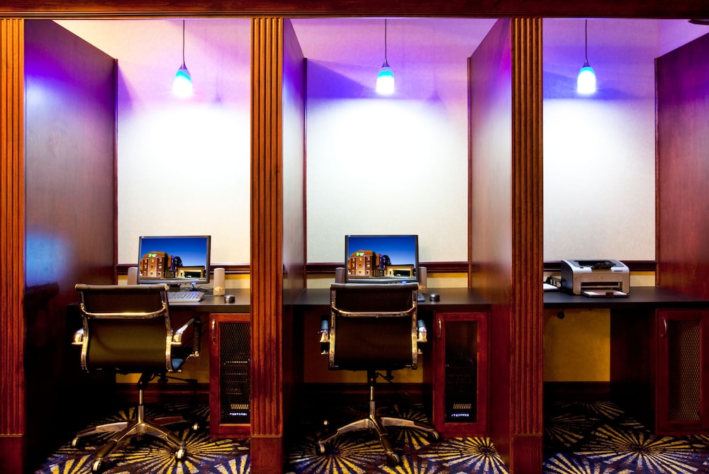 holiday inn express hotel and suites brooksville by ihg