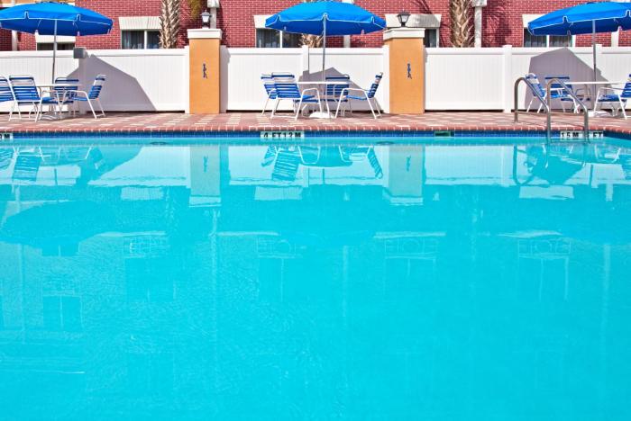 holiday inn express hotel and suites brooksville by ihg