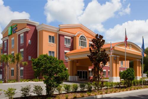 holiday inn express hotel and suites brooksville by ihg