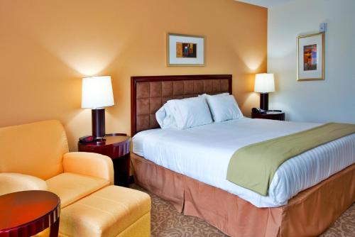 holiday inn express hotel and suites brooksville by ihg