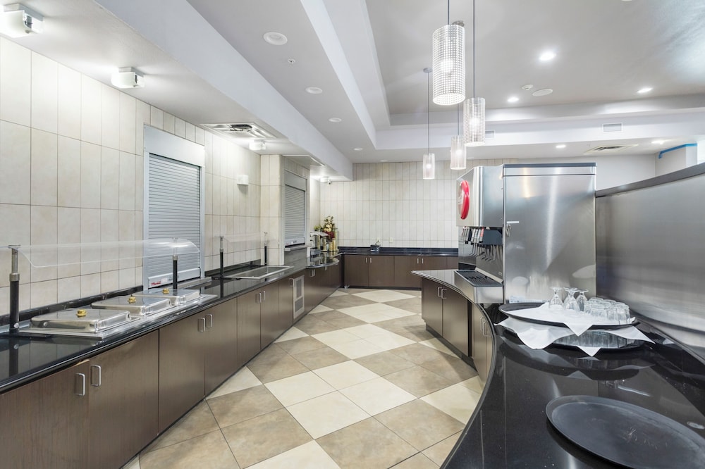 holiday inn hotel and suites waco northwest by ihg