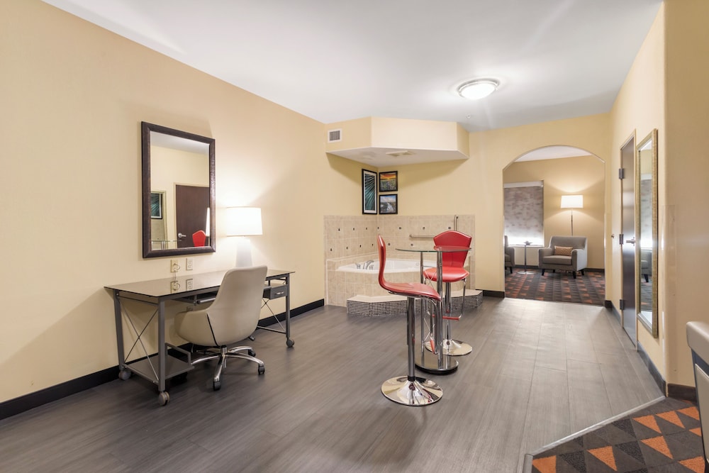 holiday inn hotel and suites waco northwest by ihg