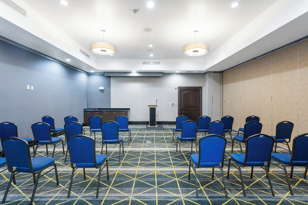 holiday inn hotel and suites waco northwest by ihg