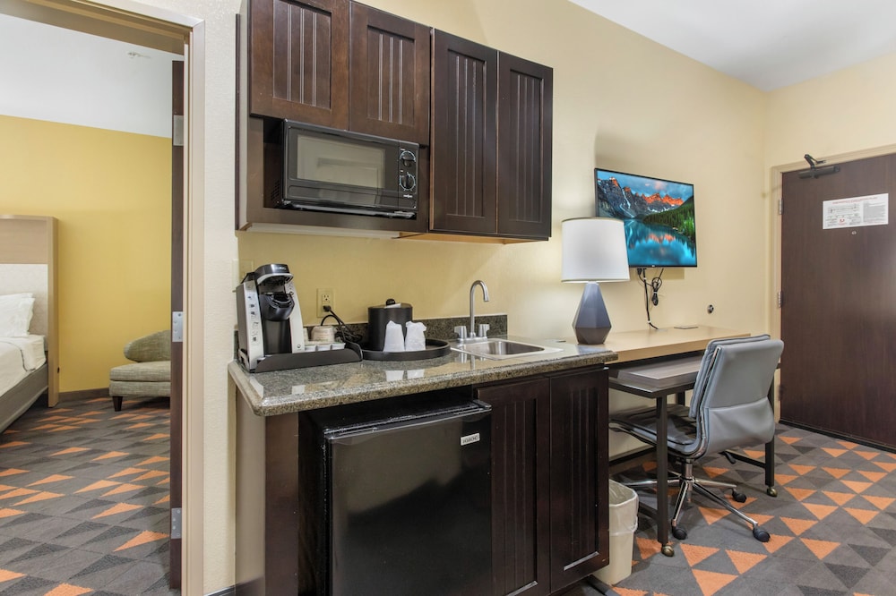 holiday inn hotel and suites waco northwest by ihg