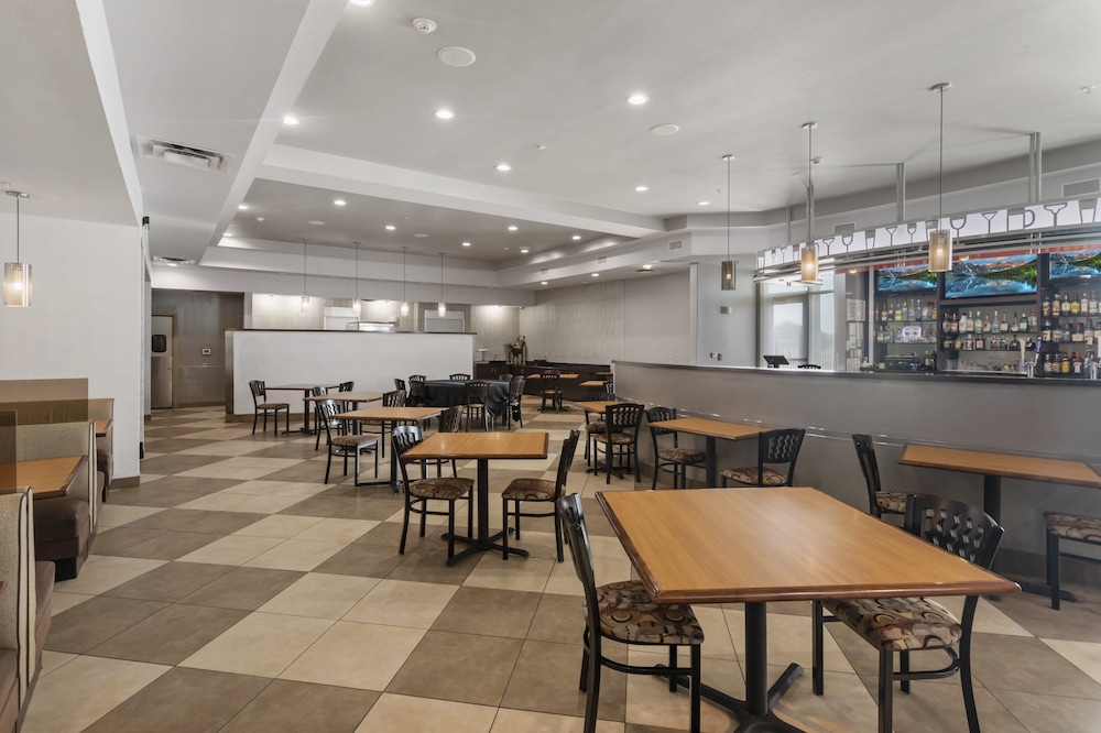 holiday inn hotel and suites waco northwest by ihg