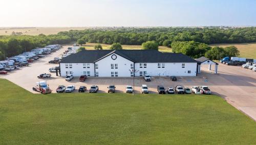 atria hotel and rv mcgregor