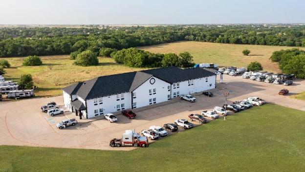 atria hotel and rv mcgregor