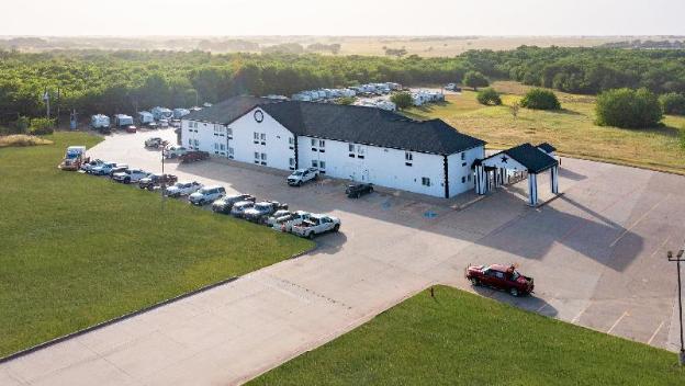 atria hotel and rv mcgregor