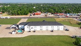 atria hotel and rv mcgregor