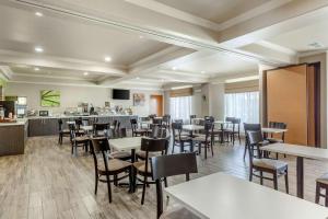 sleep inn and suites hewitt south waco