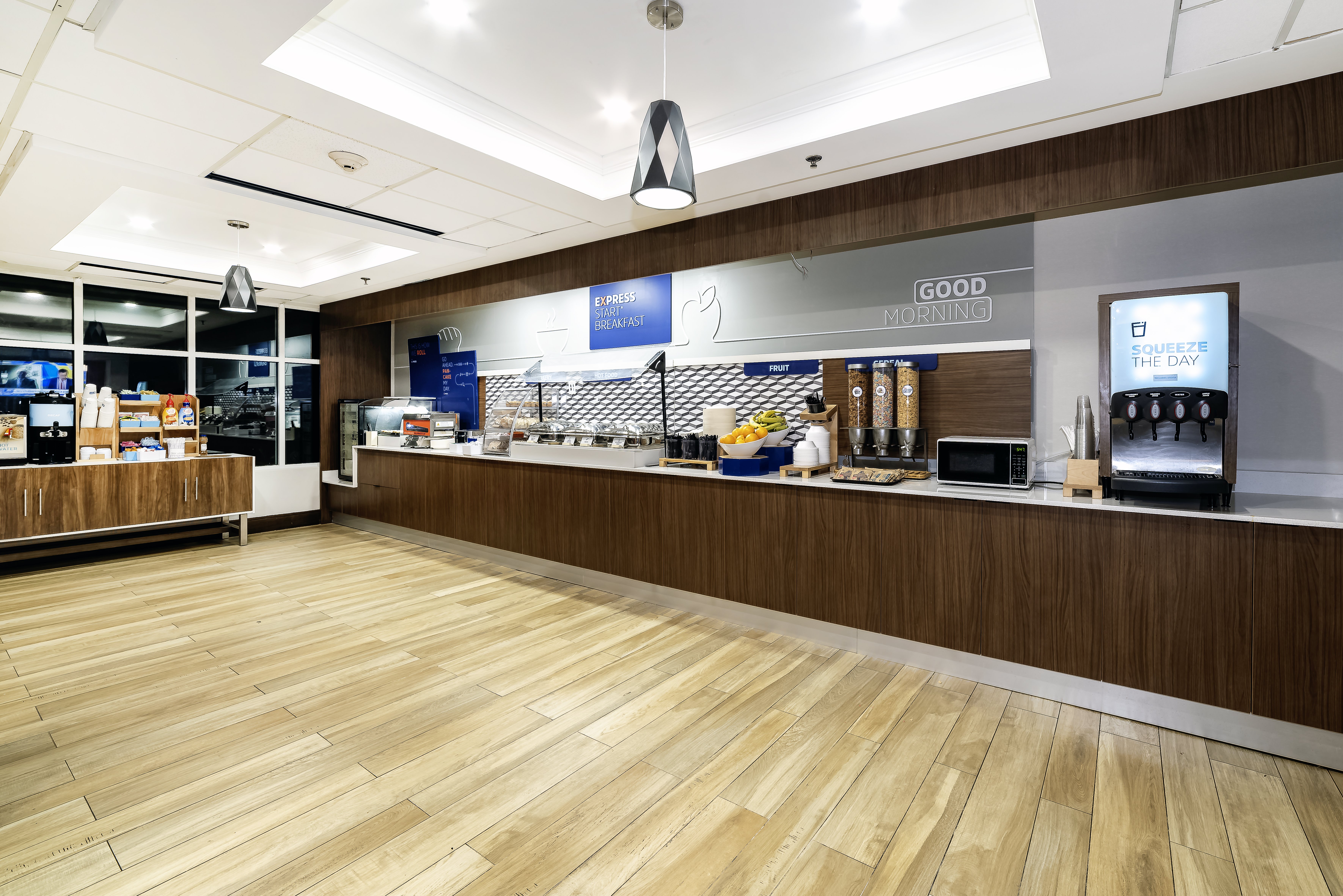 holiday inn exp walterboro by ihg