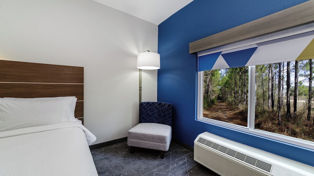 holiday inn exp walterboro by ihg