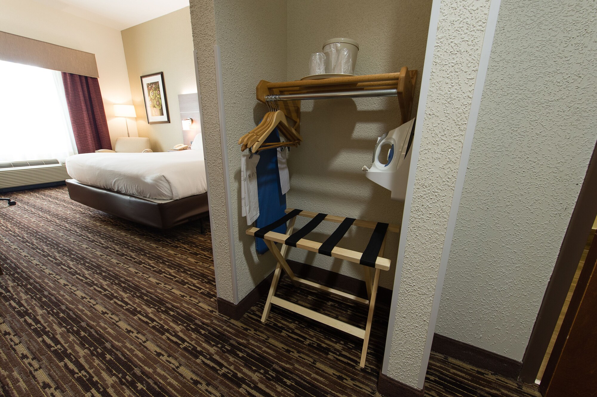 holiday inn exp walterboro by ihg
