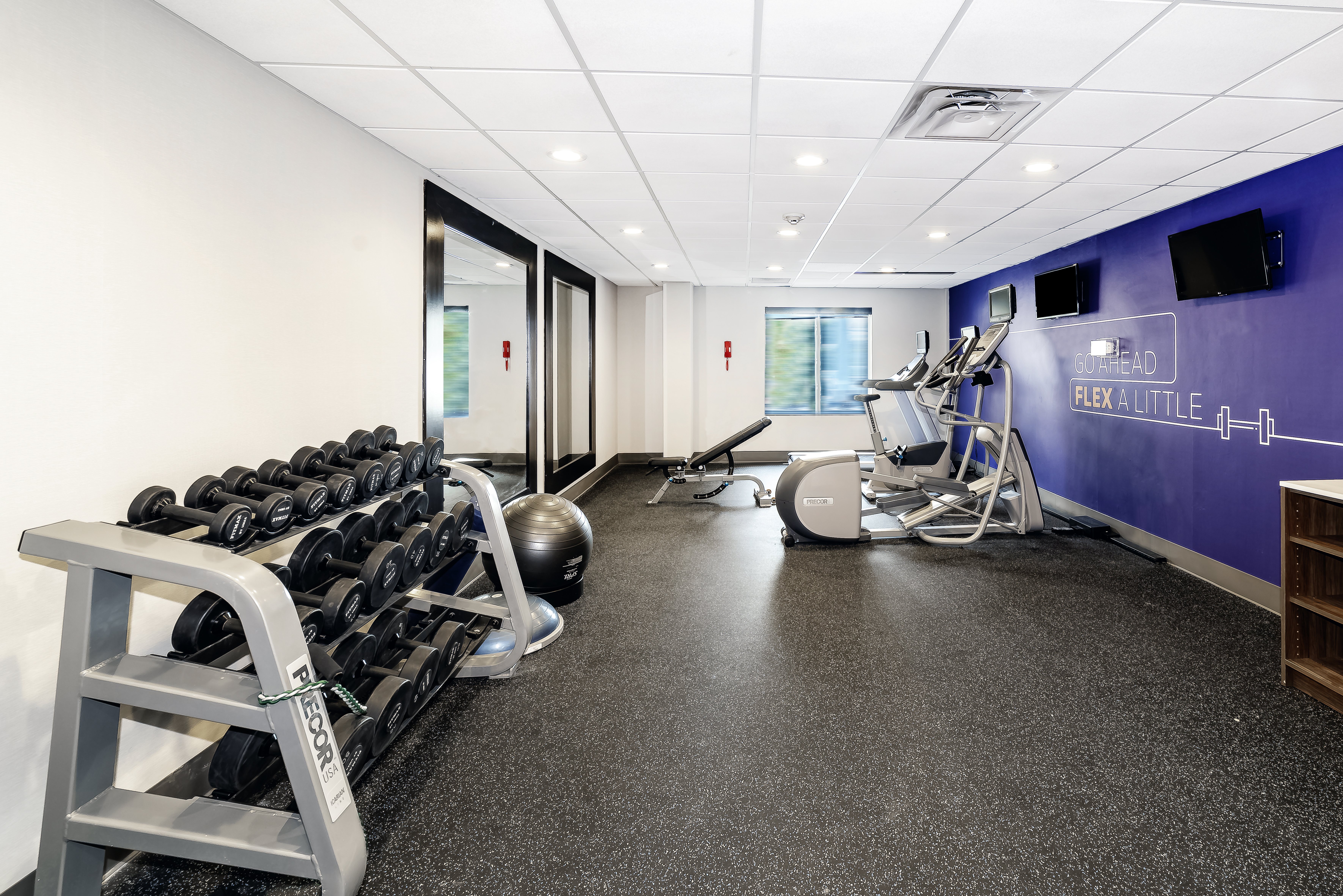 holiday inn exp walterboro by ihg