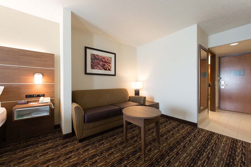 holiday inn exp walterboro by ihg