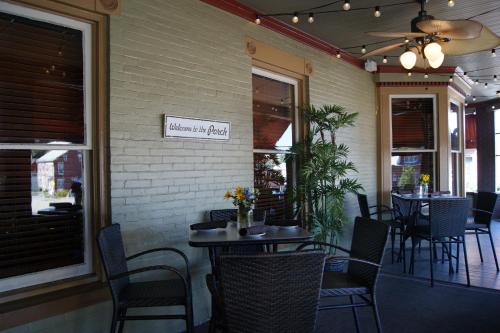 altland house inn and suites