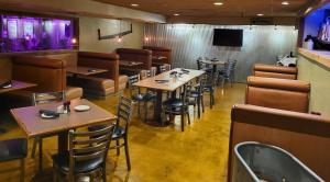 Altland House Inn And Suites,Adams County>>Abbottstown,3 star