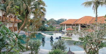 novus giri resort and spa