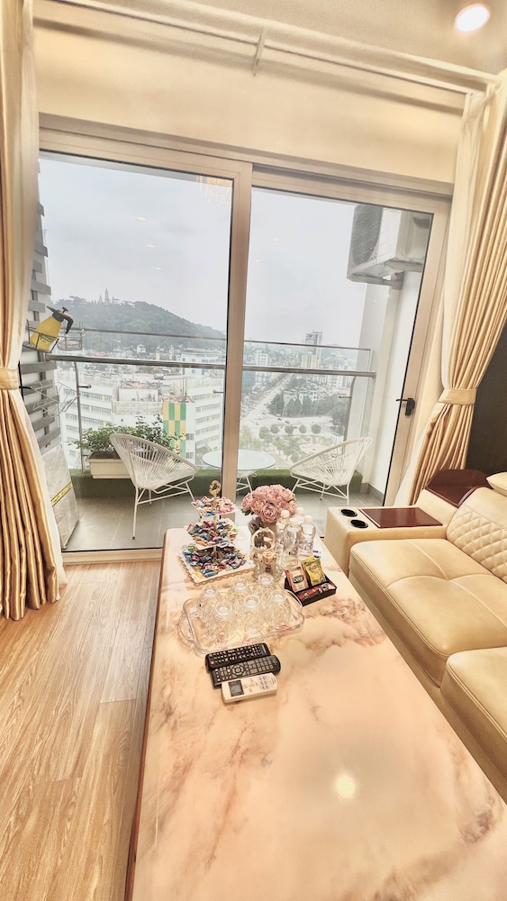 sapphire homestay h long