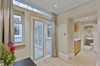 courtfield apartments