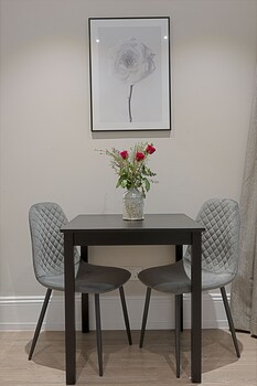 courtfield apartments