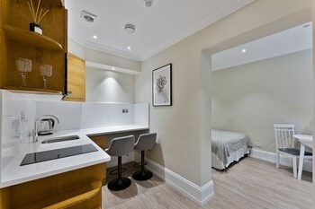 courtfield apartments