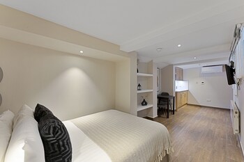 courtfield apartments