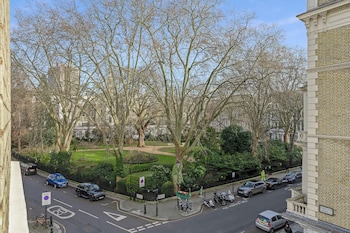 courtfield apartments