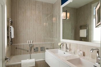 grand hotel barriere