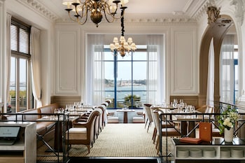 grand hotel barriere