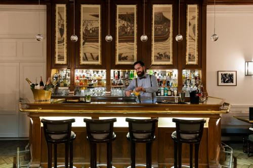 grand hotel barriere