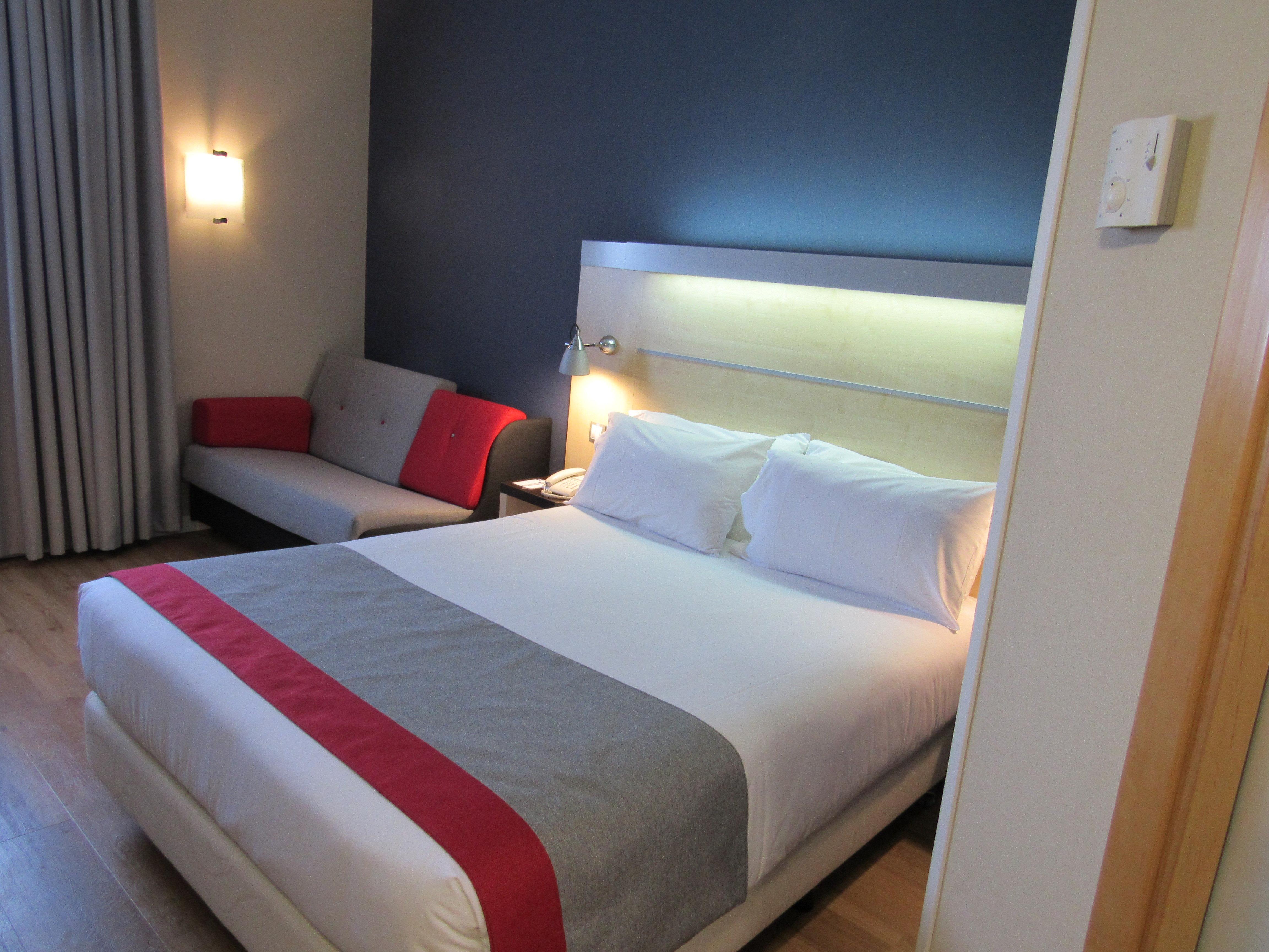 holiday inn express madrid alcorcon
