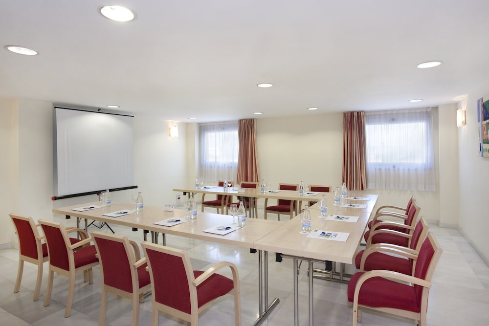holiday inn express madrid alcorcon