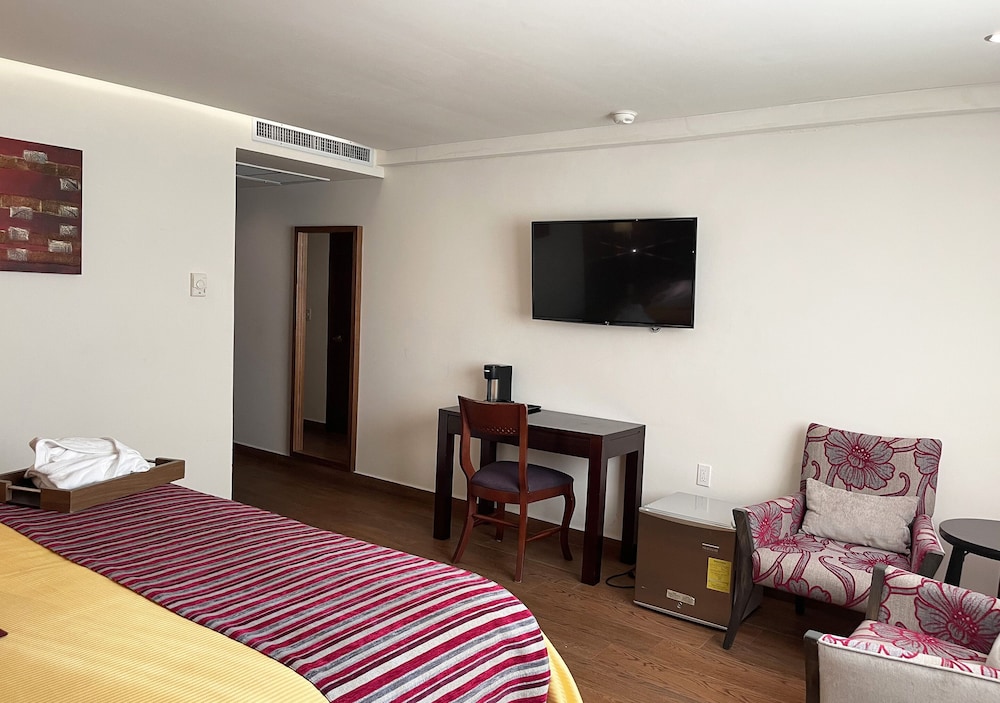 hotel victoria poza rica by brahma