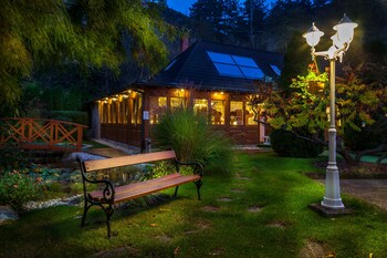 villa medici hotel restaurant