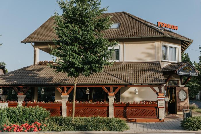 korona pension restaurant