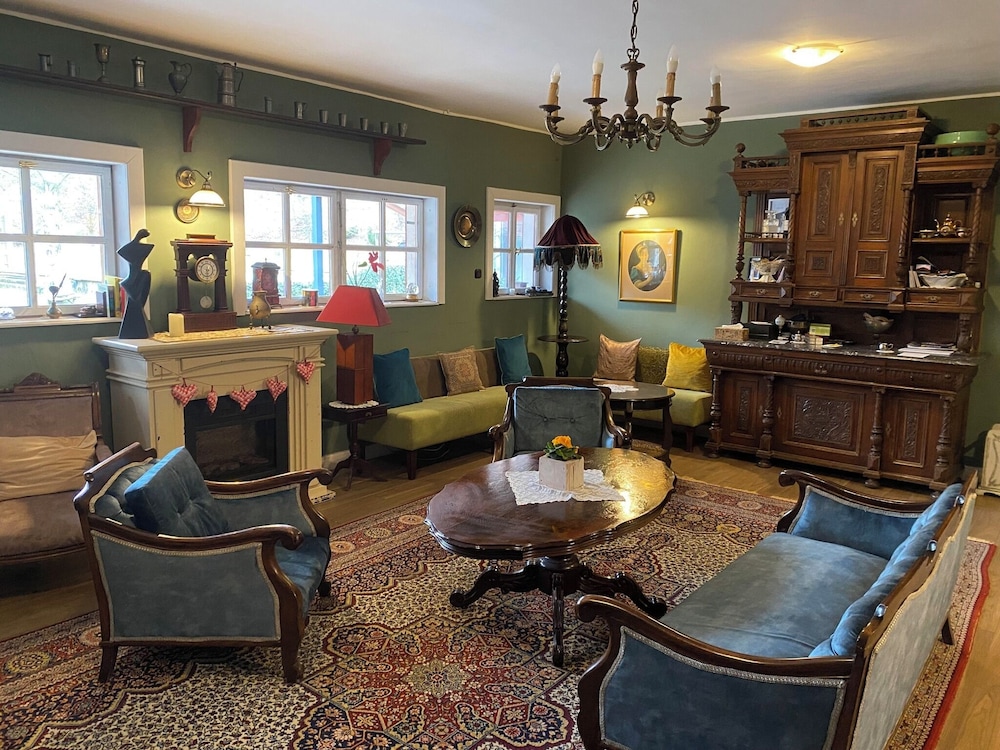 nomad hotel and glamping