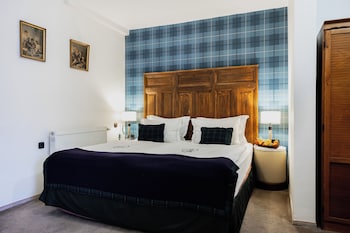 nomad hotel and glamping
