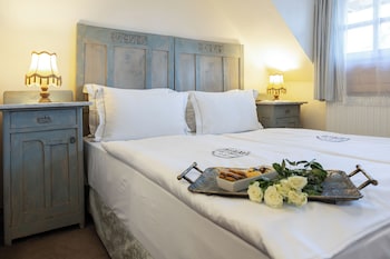 nomad hotel and glamping