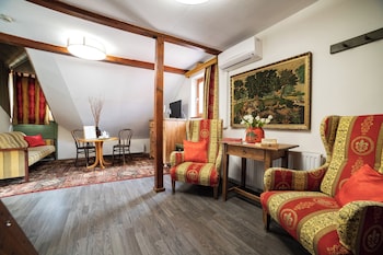 nomad hotel and glamping