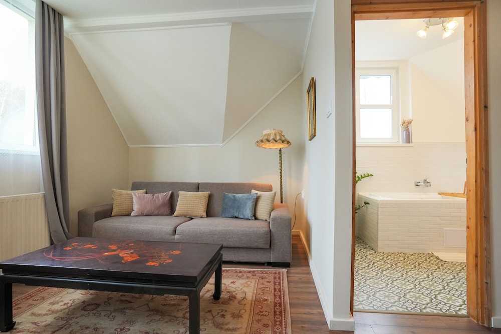 nomad hotel and glamping