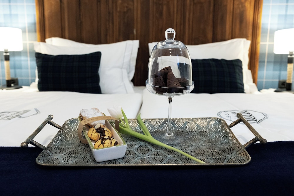nomad hotel and glamping