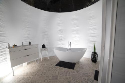 Nomad Hotel & Glamping,Noszvaj>>Eger,3 star