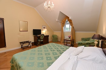 castle hotel grof degenfeld superior