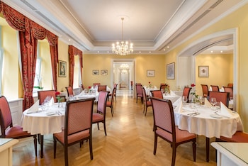 castle hotel grof degenfeld superior